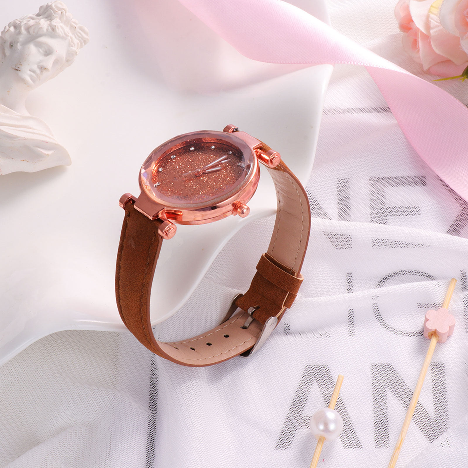 ساعة يد نسائية من الكوارتز بتص - مراجعة Luxury Watch Gift For Her وسعره